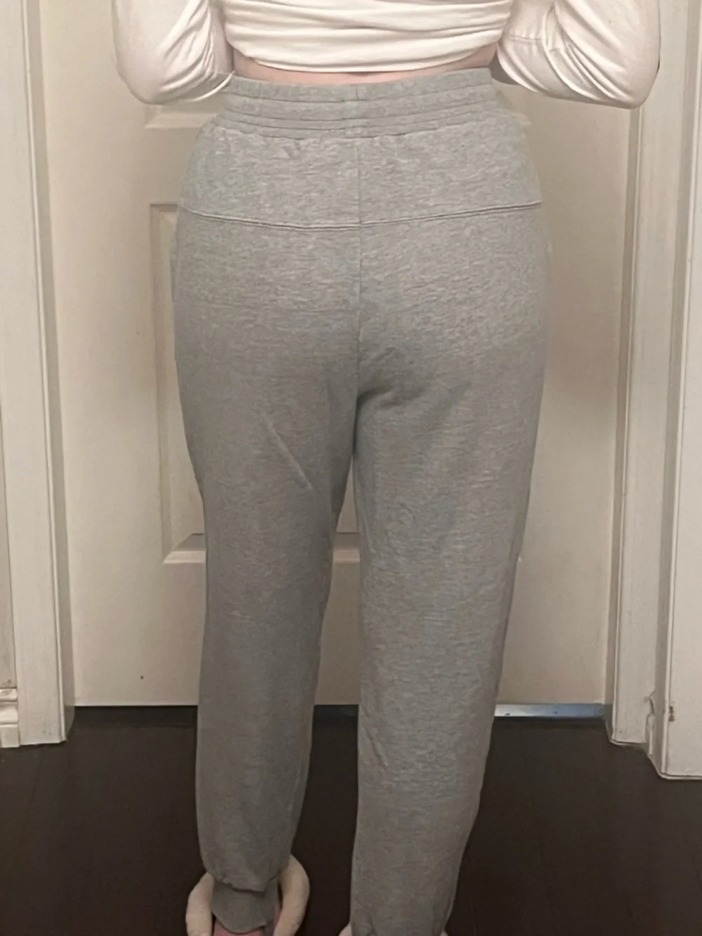 Women’s Vintage Puma Grey Fleece Jogger Pants - Picture 2 of 7